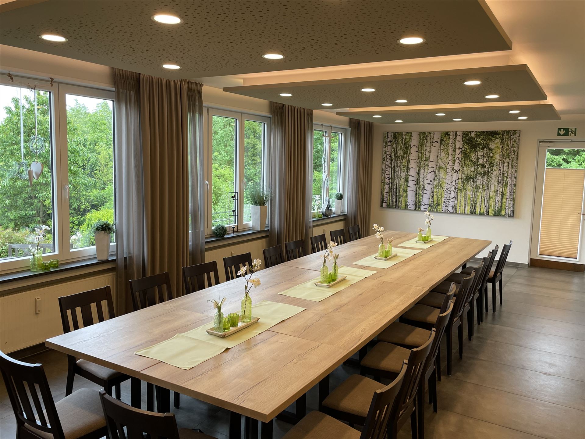 Das Bild zeigt den Tagungs- und Festsaal nach der Renovierung